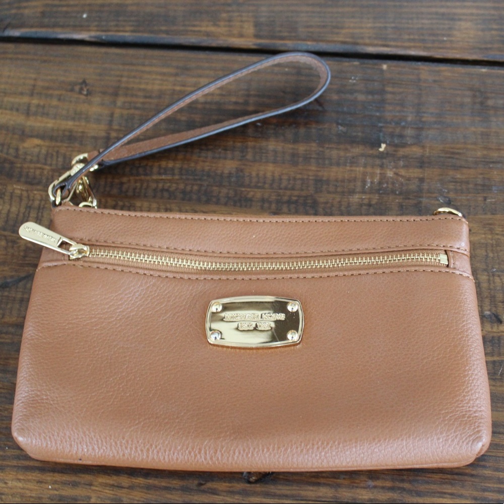 Michael Kors wristlet